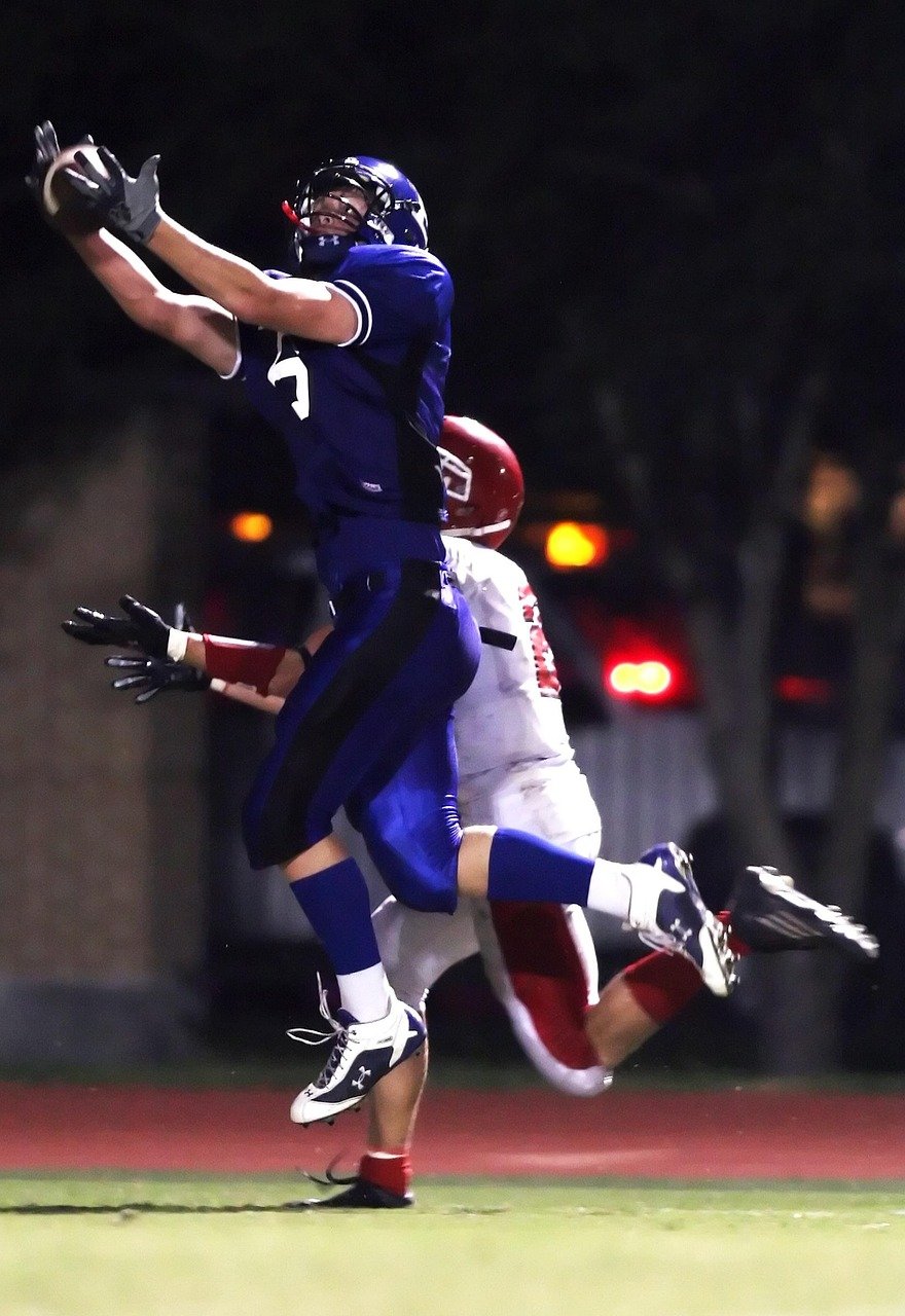 football, reception, game, american football, sport, team, player, ball, competition, football american, football game, football helmet, helmet, uniform, young, action, american football player, catch, competitive, determination, receiver, defense, focus, athlete, outdoors, football, football, football, football, football, american football, american football, american football, american football